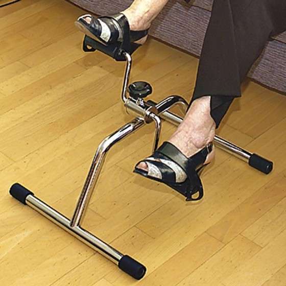Pedalier básico de ejercicios para rehabilitación con pies